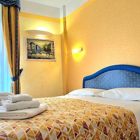 Hotel Soleblu Rimini Luaran gambar