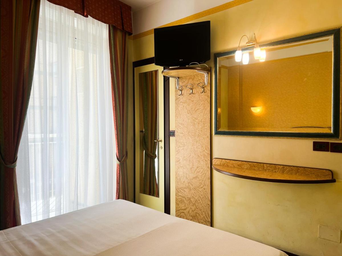 Hotel Soleblu Rimini Luaran gambar