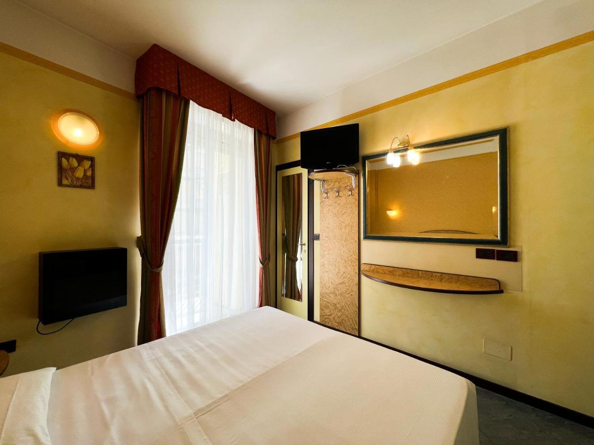 Hotel Soleblu Rimini Luaran gambar