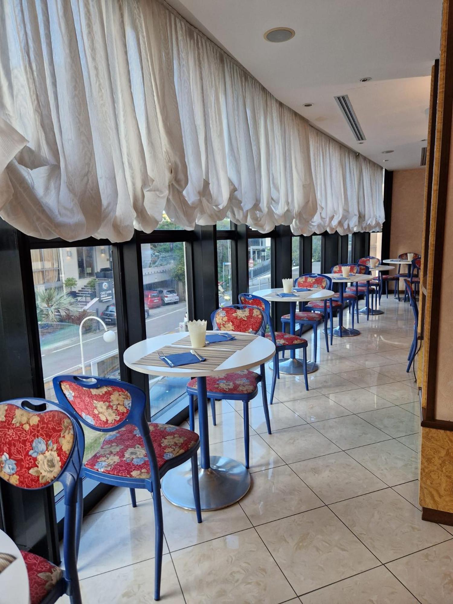 Hotel Soleblu Rimini Luaran gambar