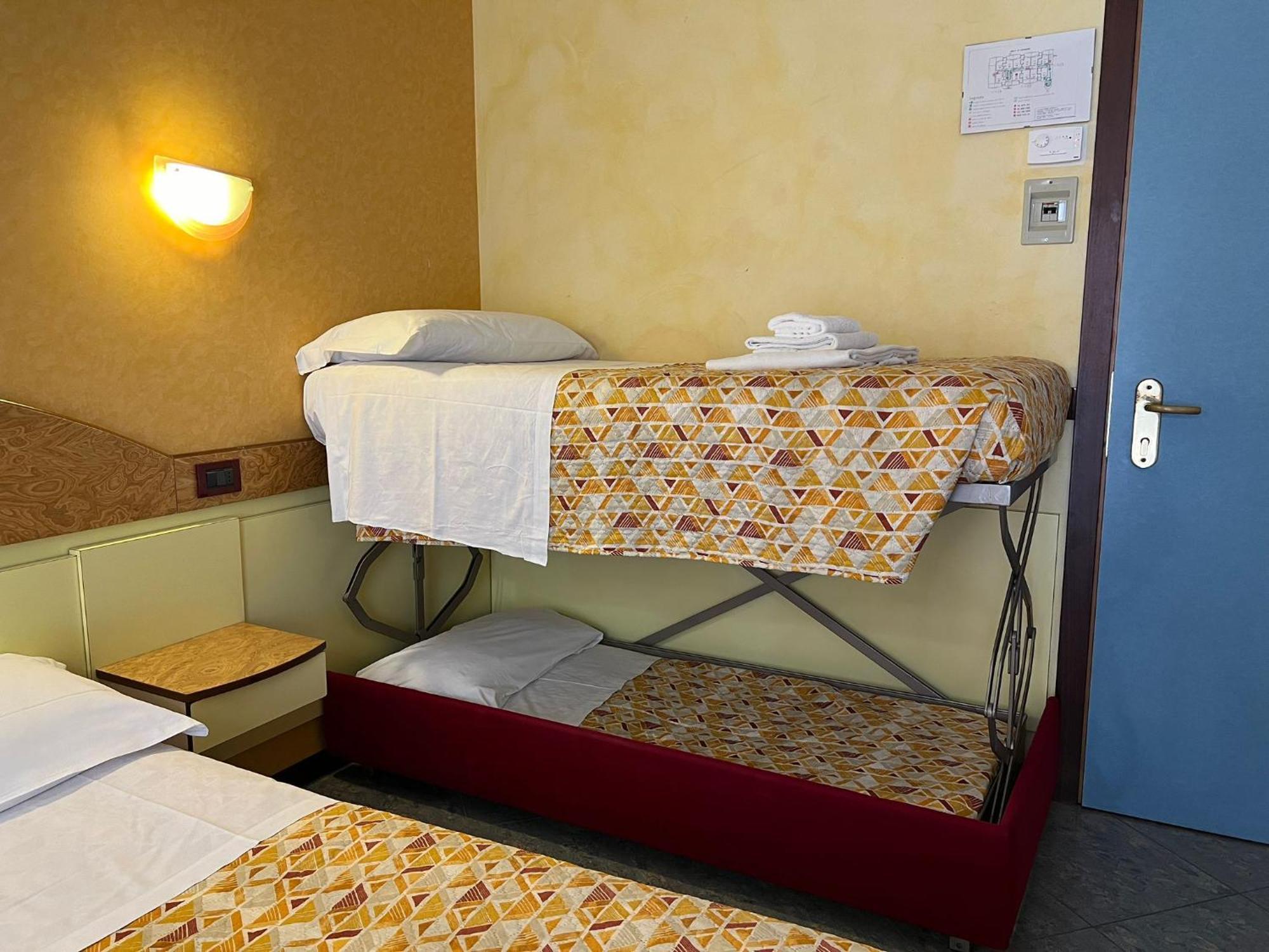 Hotel Soleblu Rimini Luaran gambar
